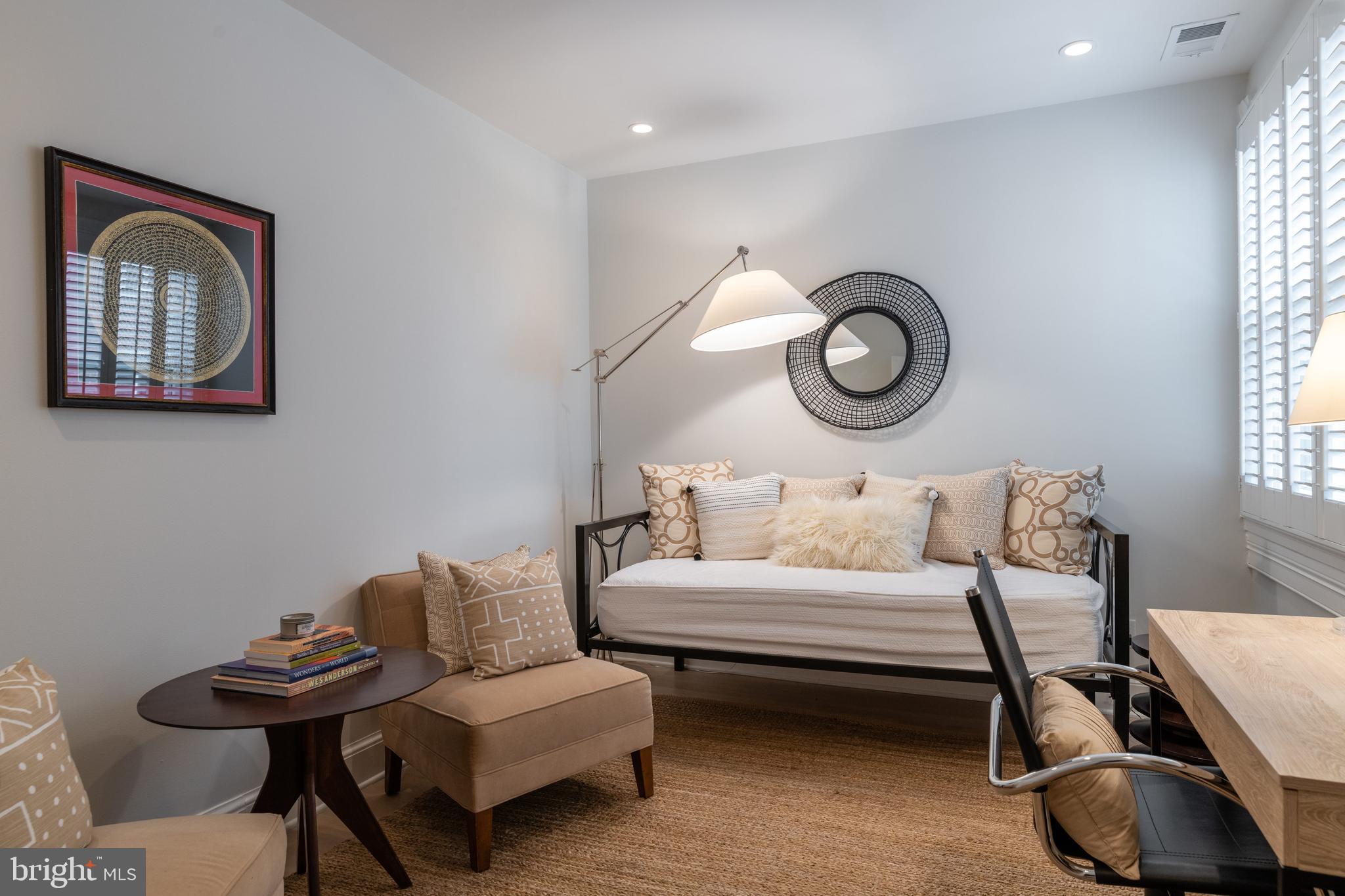 239 8th Street Southeast Washington, DC 20003 - Photo 26 of 39