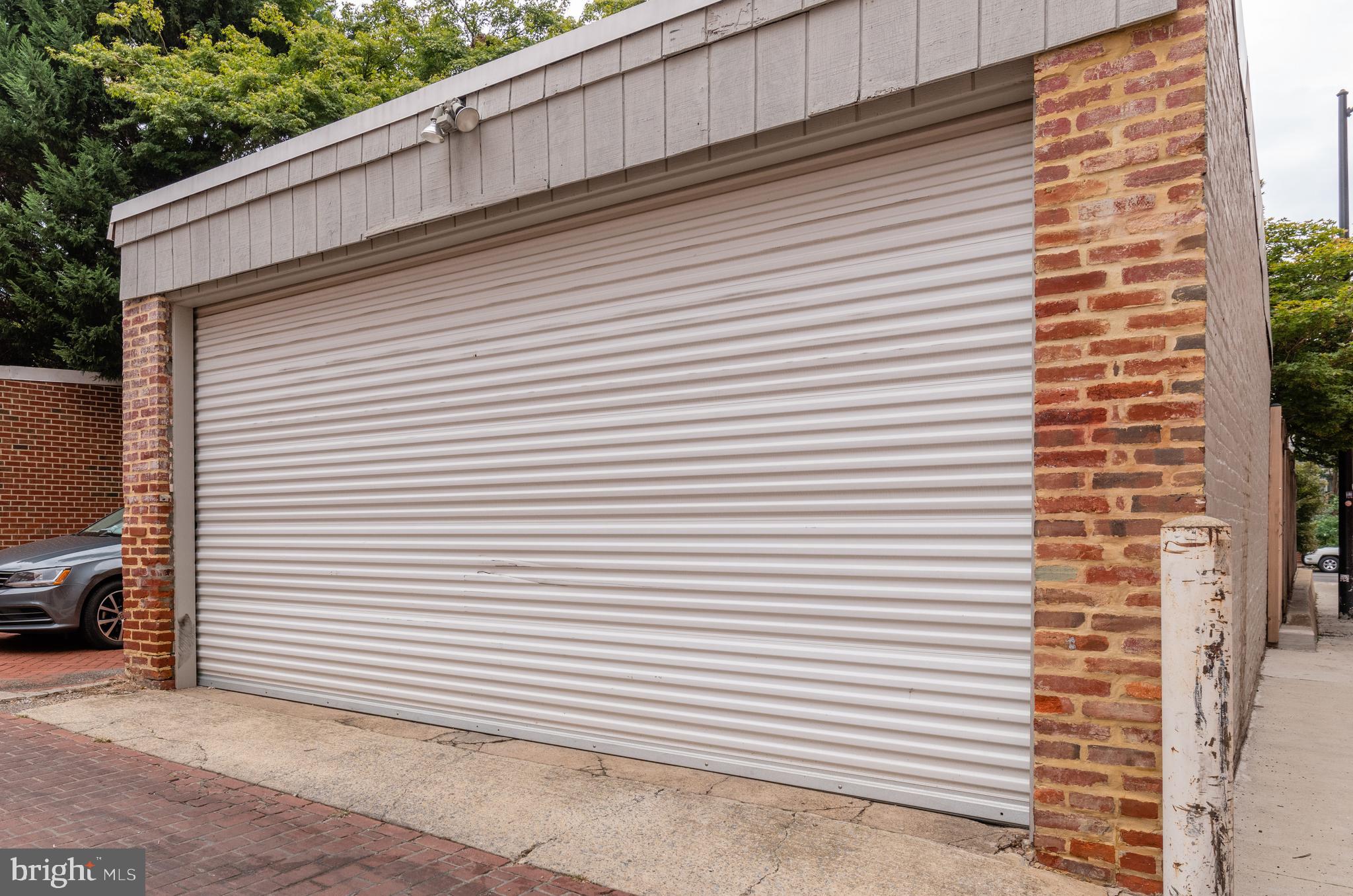 239 8th Street Southeast Washington, DC 20003 - Photo 37 of 39