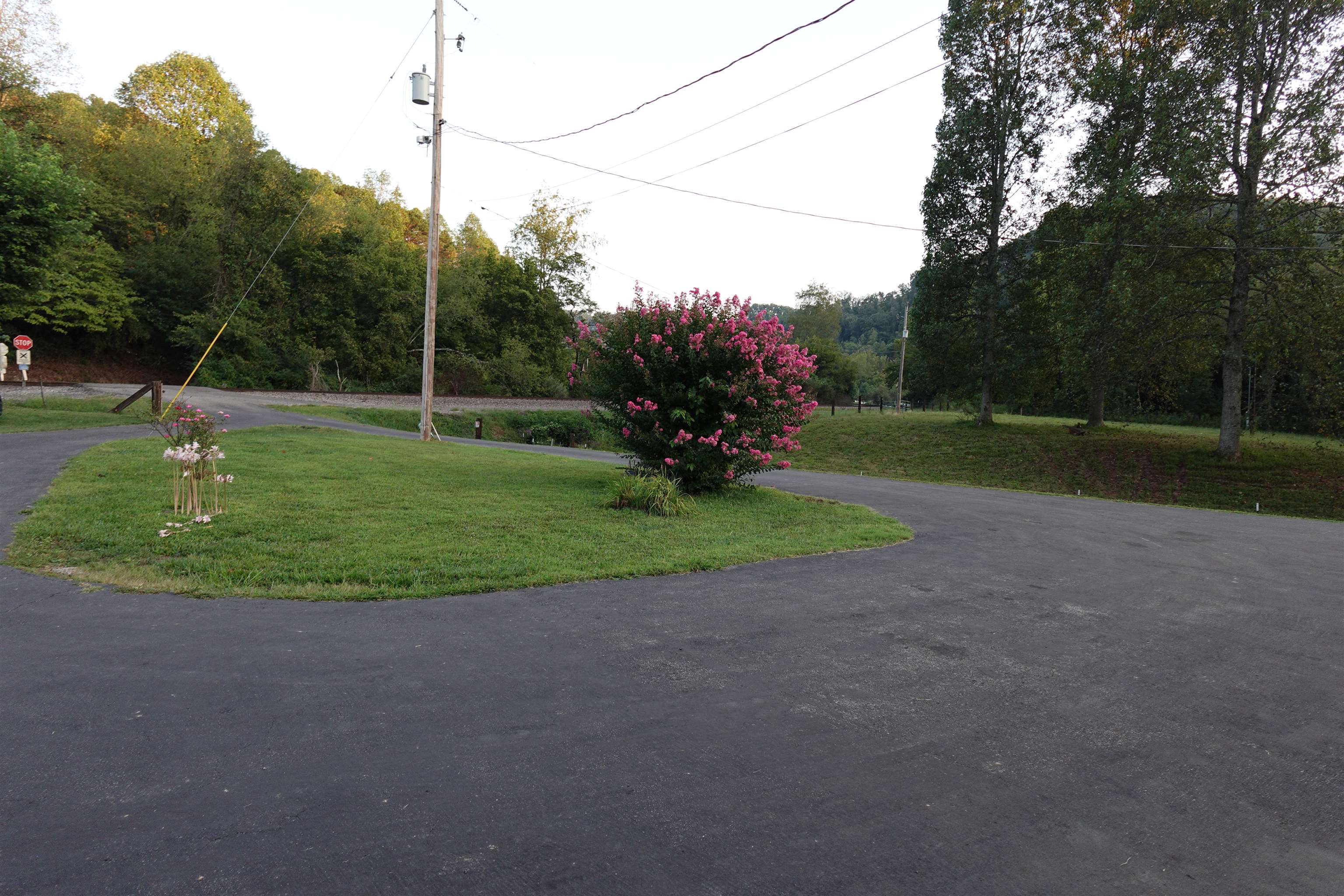 3367 Webb Road Crum, WV 25669 - Photo 13 of 26 Gallery Image 13