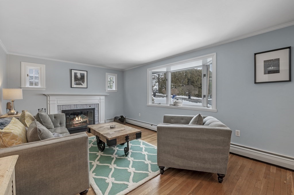 11 Meridian Road Wenham, MA 01984 - Photo 17 of 39 Gallery Image 17
