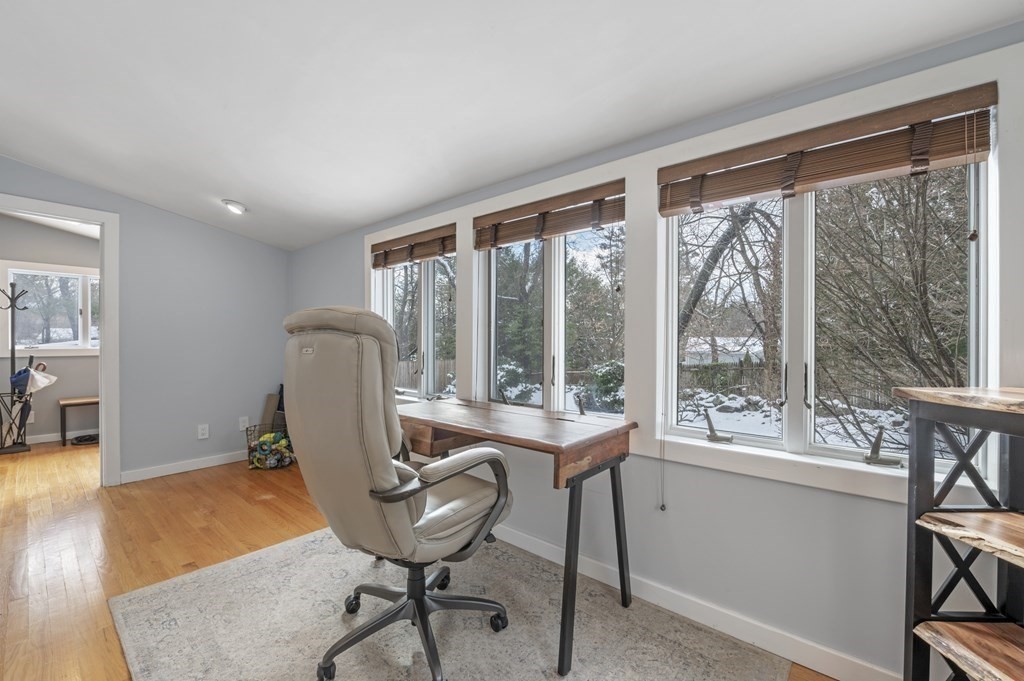 11 Meridian Road Wenham, MA 01984 - Photo 7 of 39 Gallery Image 7