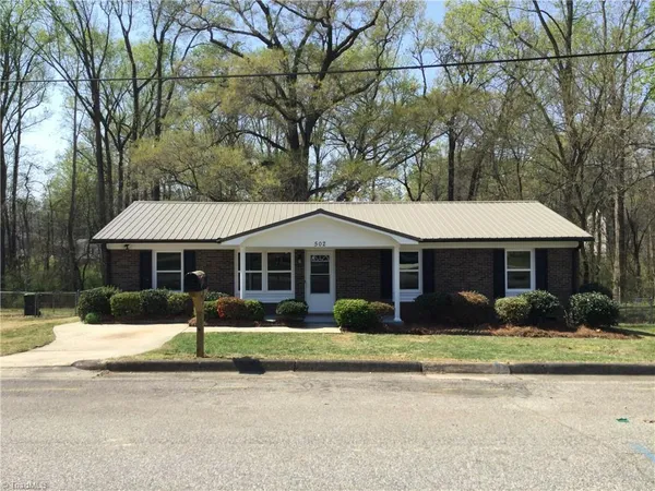 $259,900 | 502 Geroid Street, East Spencer, NC 28144