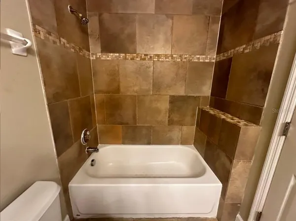 $2,120 | 4428 Gilpin Way, Orlando, FL 32812