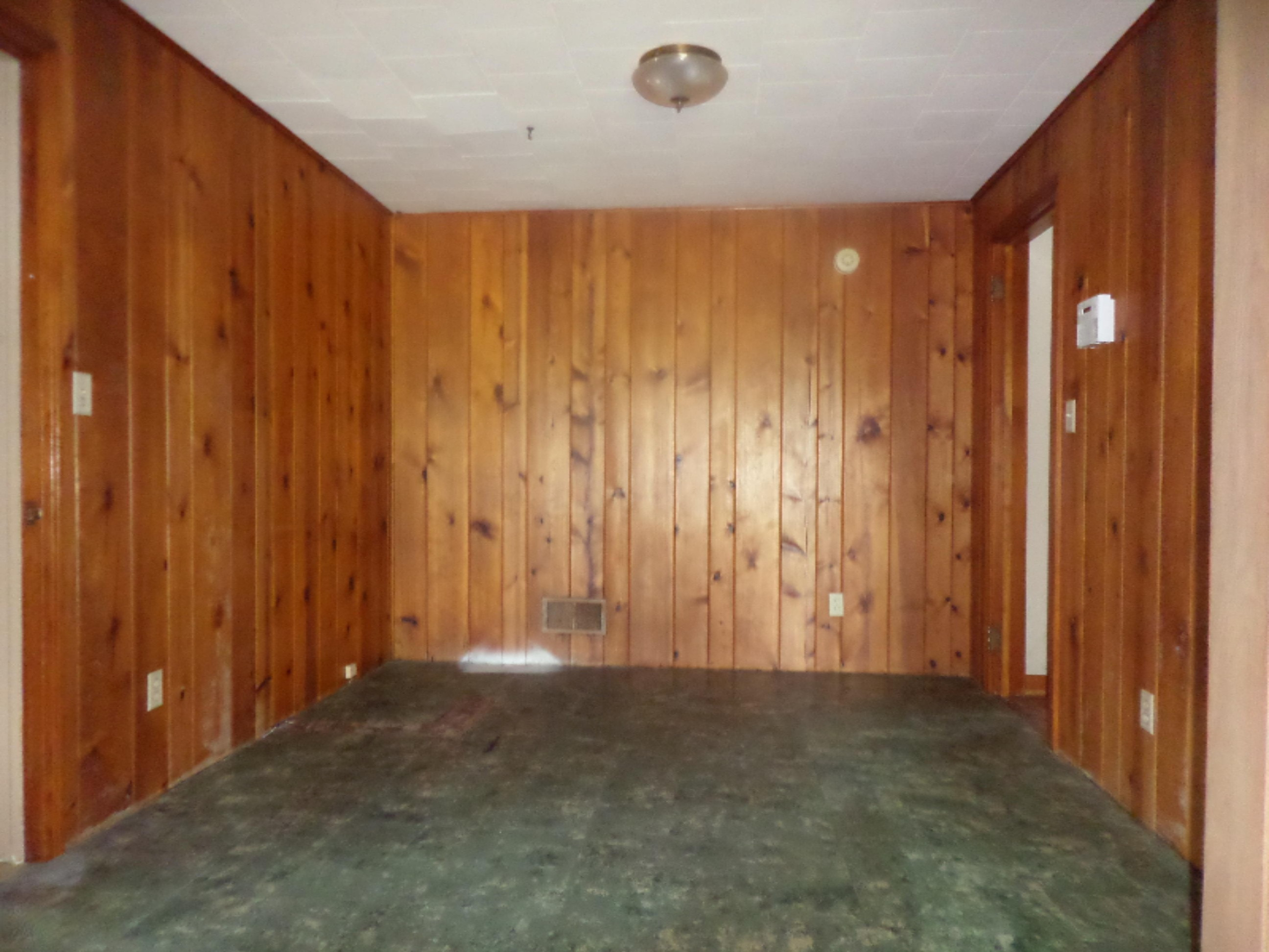 9083 Pokagon Road Berrien Center, MI 49102 - Photo 5 of 17 SAM_6193