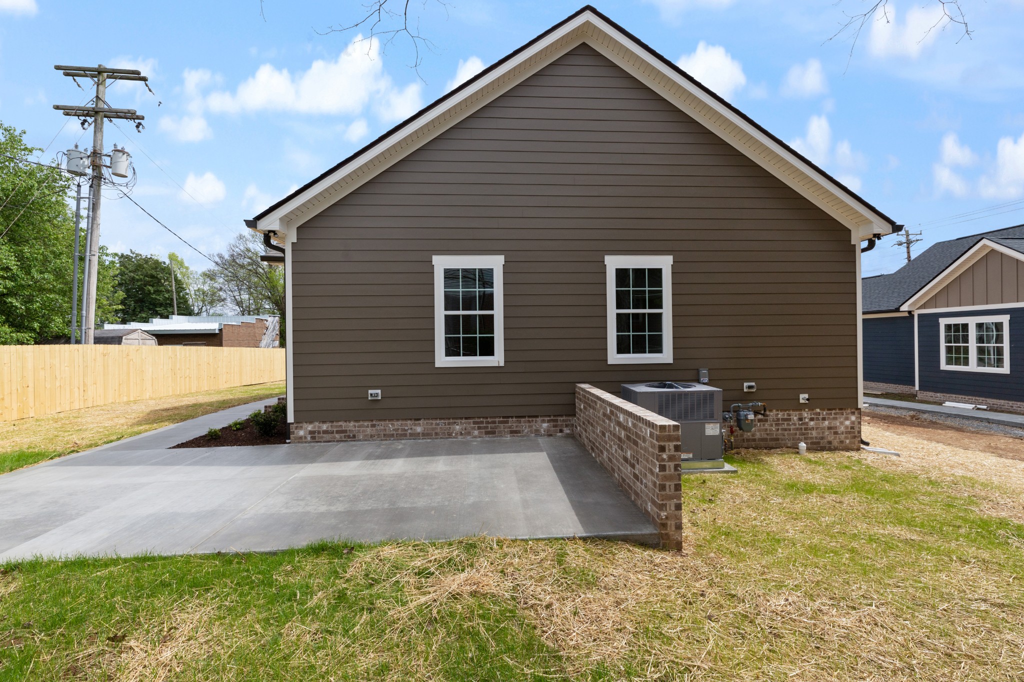102 Mccreary Dickson, TN 37055 - Photo 28 of 31 a view of a house with backyard and a tree