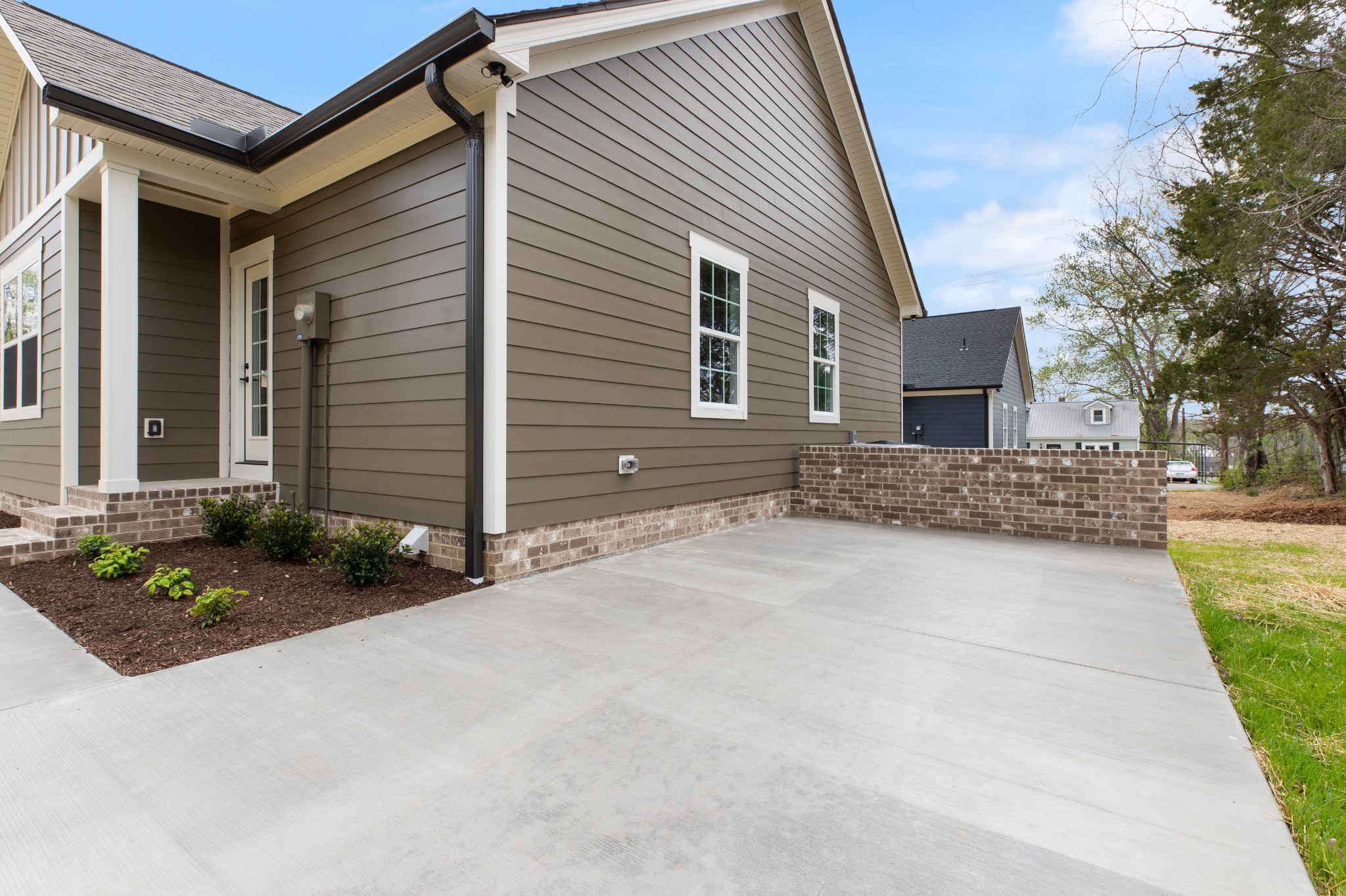 102 Mccreary Dickson, TN 37055 - Photo 29 of 31 a view of a house with a yard