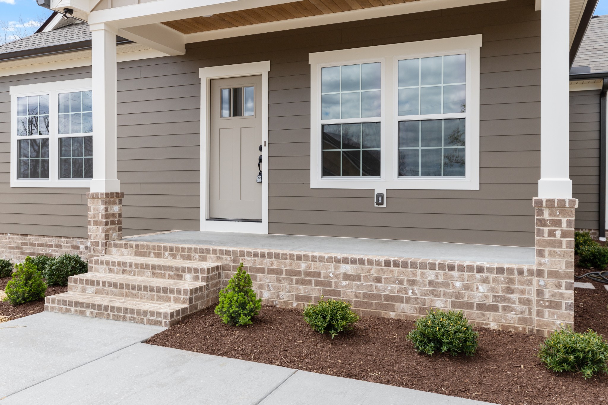 102 Mccreary Dickson, TN 37055 - Photo 3 of 31 a front view of a house