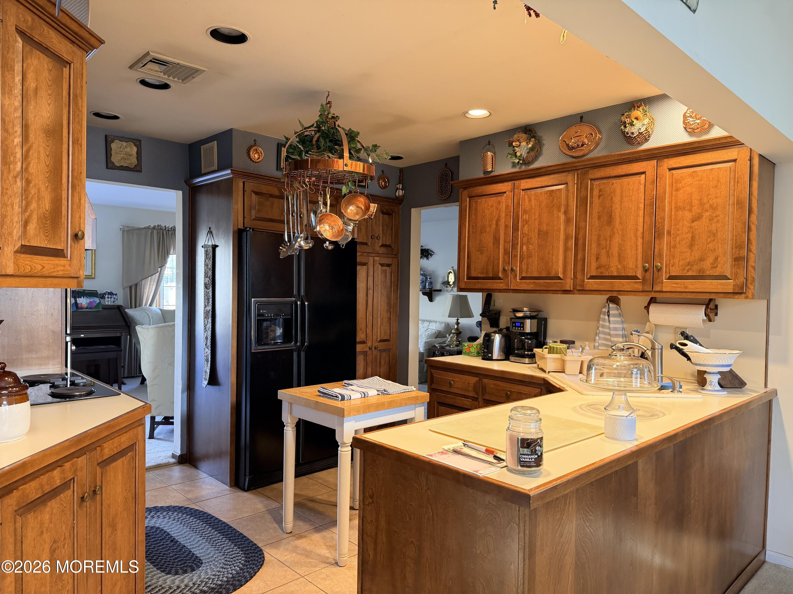 51 Adams Street Edison, NJ 08820 - Photo 7 of 18 IMG_9235