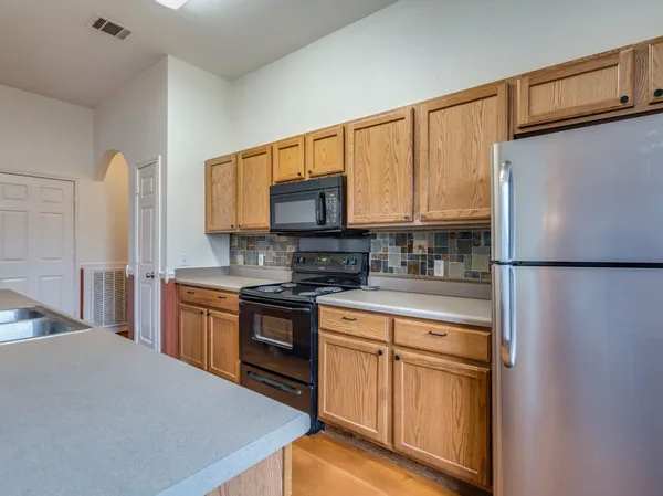 $295,000 | 16608 Bridgefarmer Boulevard, Pflugerville, TX 78660