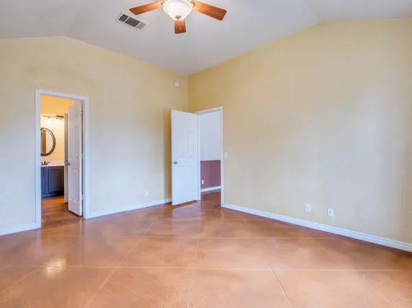 $295,000 | 16608 Bridgefarmer Boulevard, Pflugerville, TX 78660