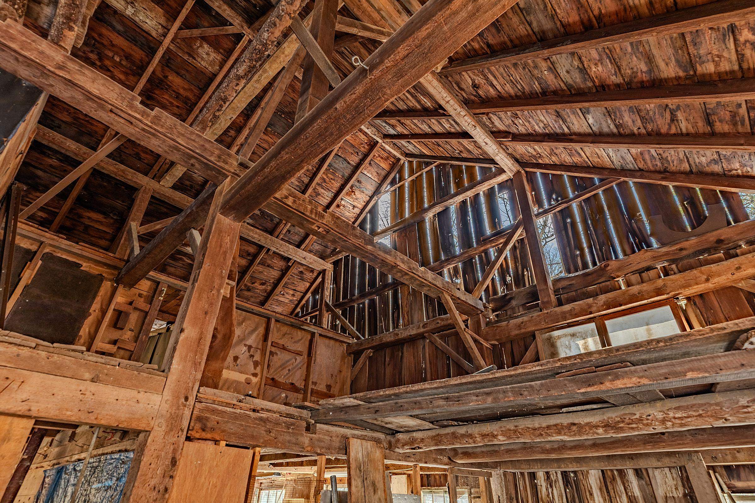 405 Main Street Wardsboro, VT 05355 - Photo 4 of 66