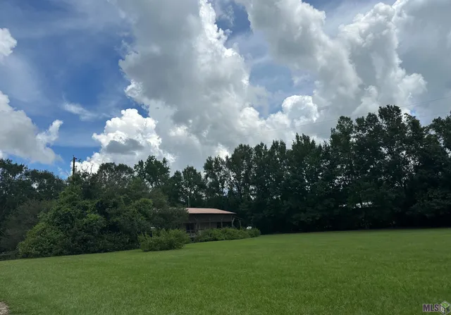 $235,000 | 9464 Highway 68, Jackson, LA 70748