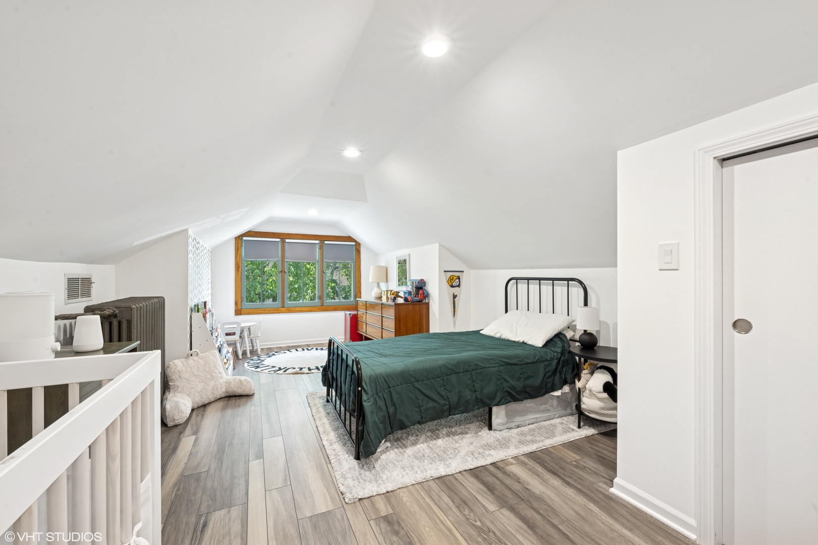4051 North Keystone Avenue Chicago, IL 60641 - Photo 19 of 31