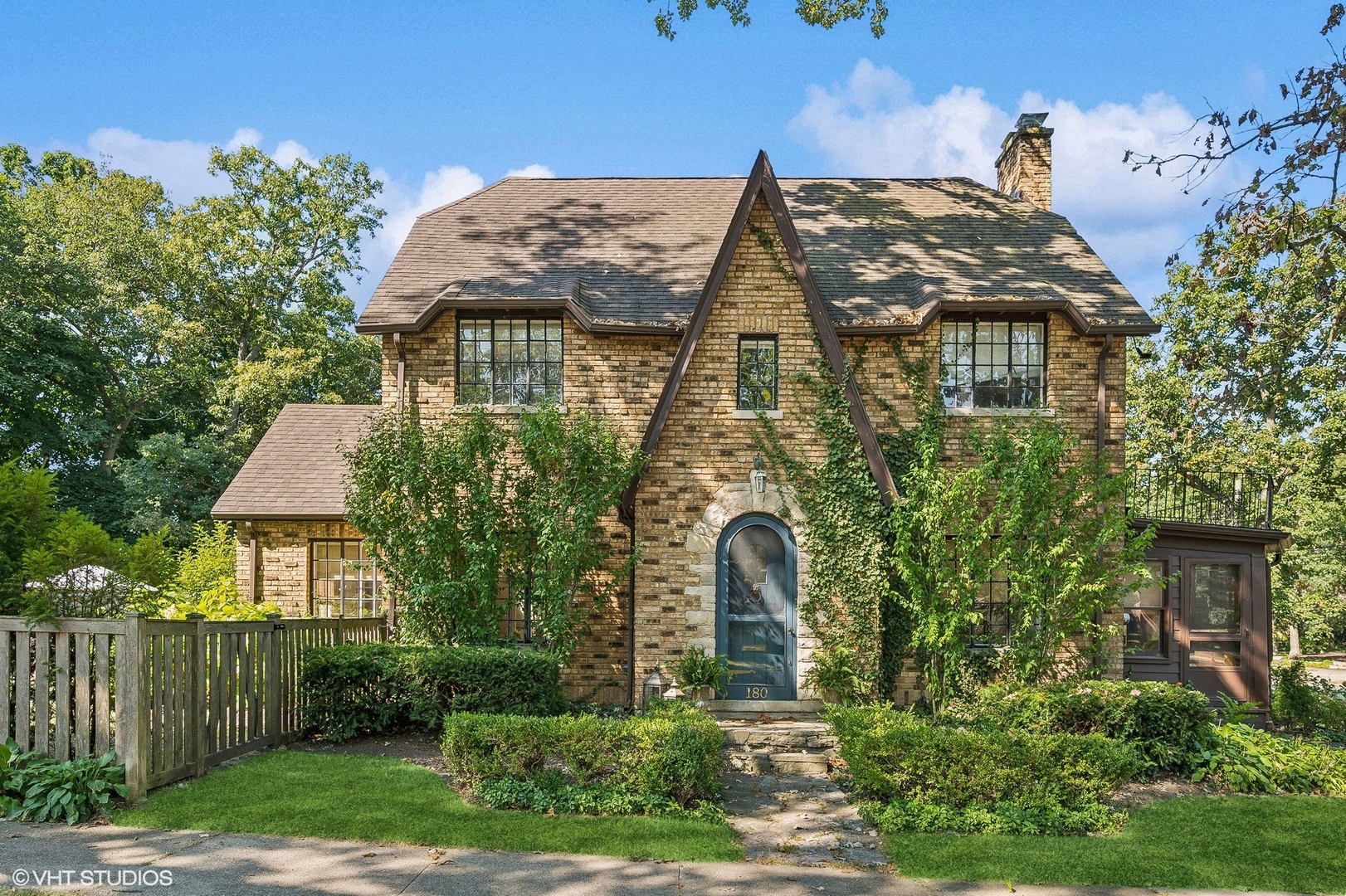 180 Randolph Street Glencoe, IL 60022 - Photo 1 of 36 a aerial view of a house