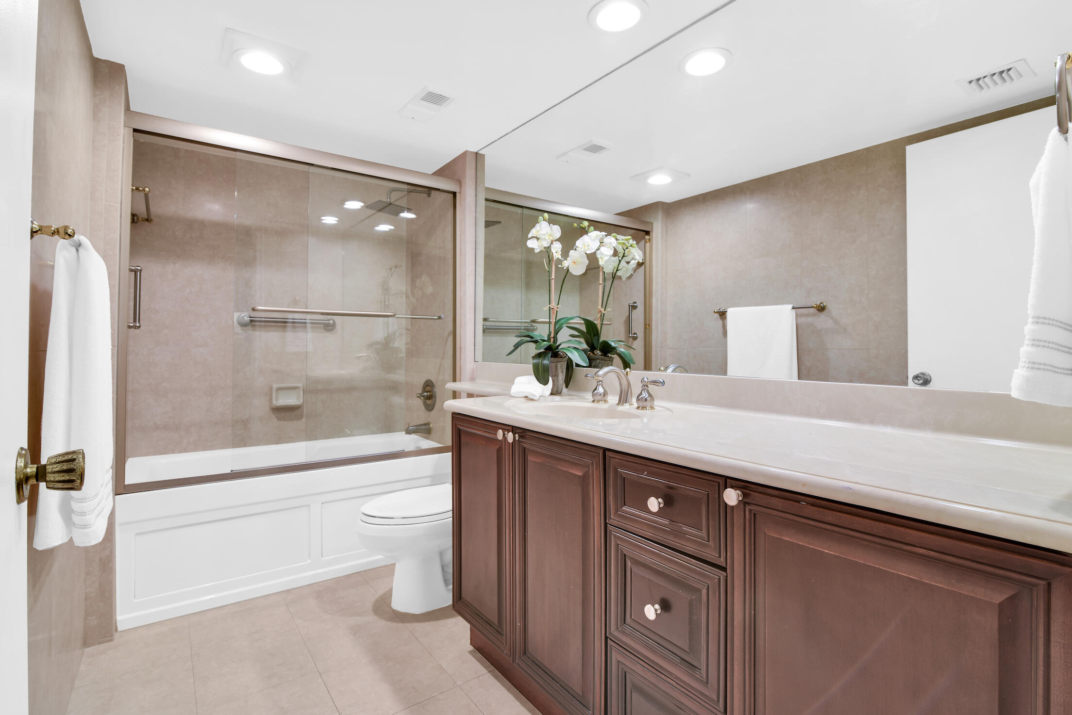 7819 Lakeside Boulevard, Unit 832 Boca Raton, FL 33434 - Photo 12 of 33 Paris11