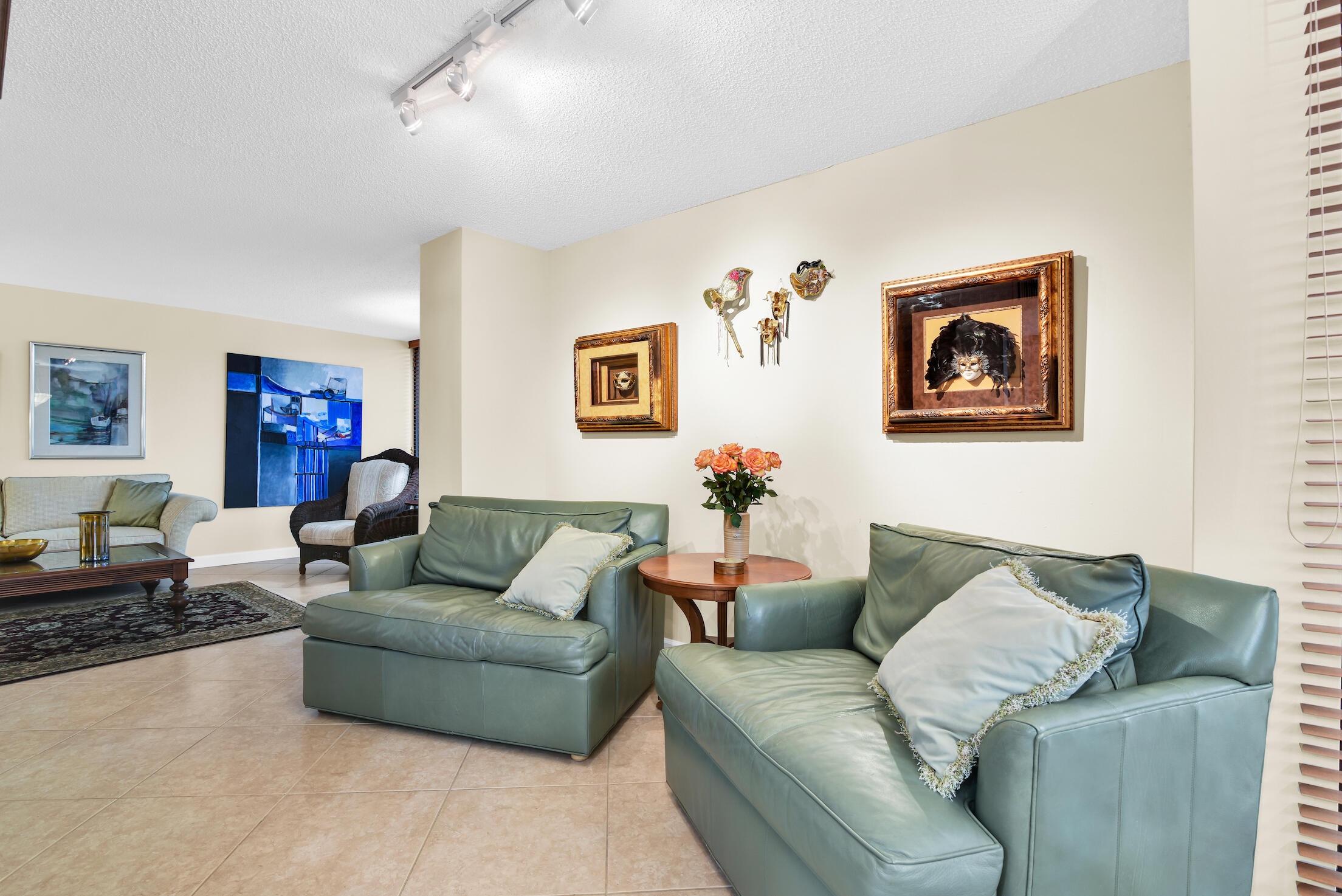 7819 Lakeside Boulevard, Unit 832 Boca Raton, FL 33434 - Photo 16 of 33 Paris15