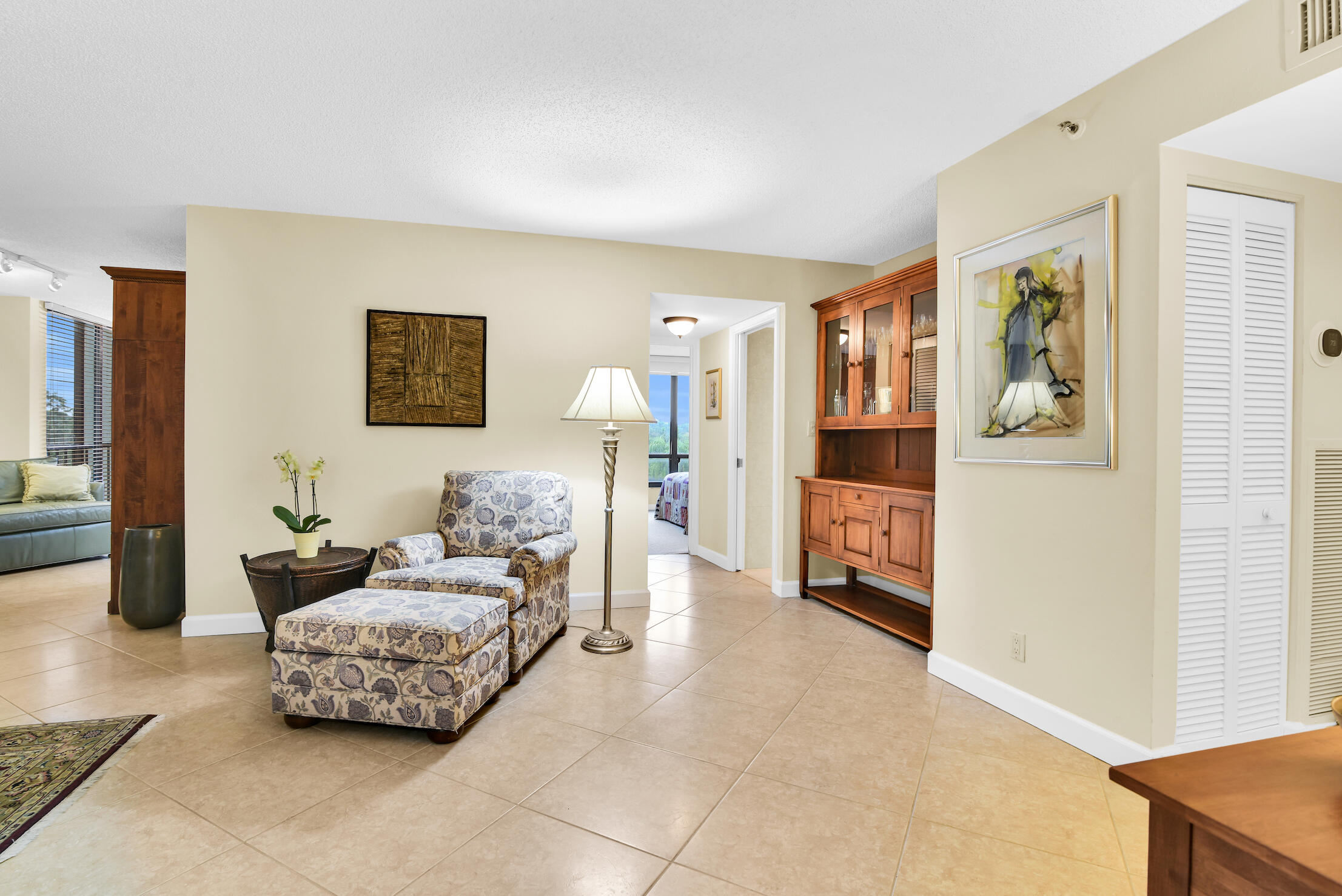 7819 Lakeside Boulevard, Unit 832 Boca Raton, FL 33434 - Photo 3 of 33 Paris2