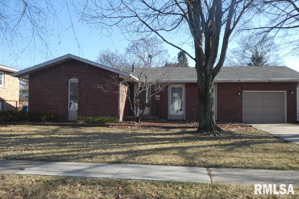 2452 Arrowhead Drive Springfield, IL 62702 - Photo 1 of 15