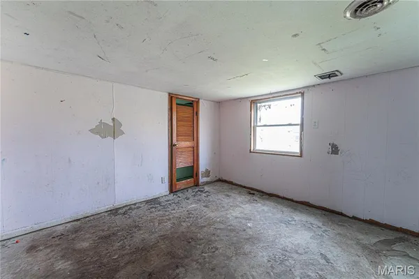 $50,000 | 806 North Galloway Road, Vandalia, MO 63382