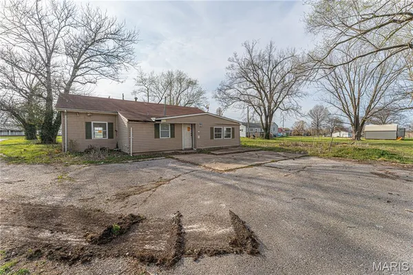 $50,000 | 806 North Galloway Road, Vandalia, MO 63382