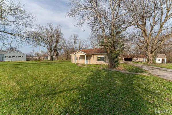 $50,000 | 806 North Galloway Road, Vandalia, MO 63382