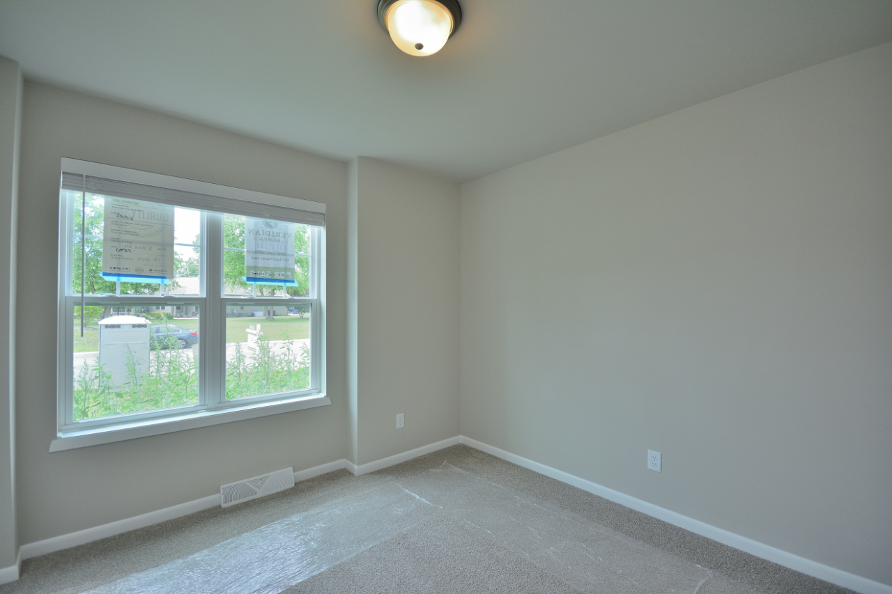 710 5 Mile Road Caledonia, WI 53402 - Photo 10 of 30 Photo 9