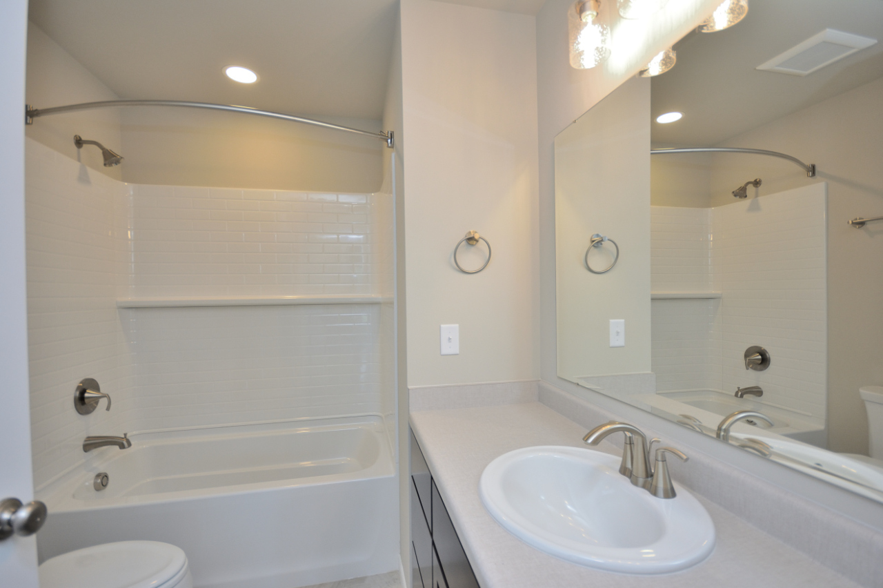 710 5 Mile Road Caledonia, WI 53402 - Photo 13 of 30 Photo 12