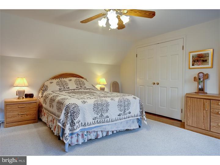 1010 Rymill Run Cherry Hill, NJ 08003 - Photo 12 of 22 Gallery Image 12