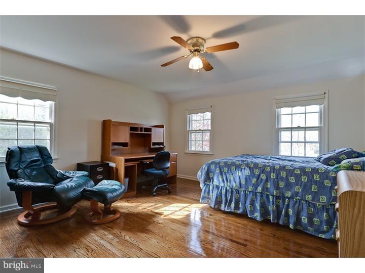 1010 Rymill Run Cherry Hill, NJ 08003 - Photo 17 of 22 Gallery Image 17