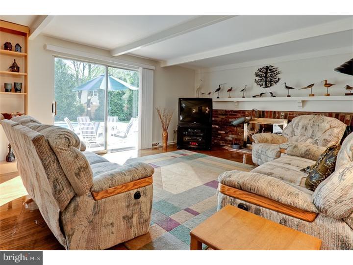 1010 Rymill Run Cherry Hill, NJ 08003 - Photo 4 of 22 Gallery Image 4