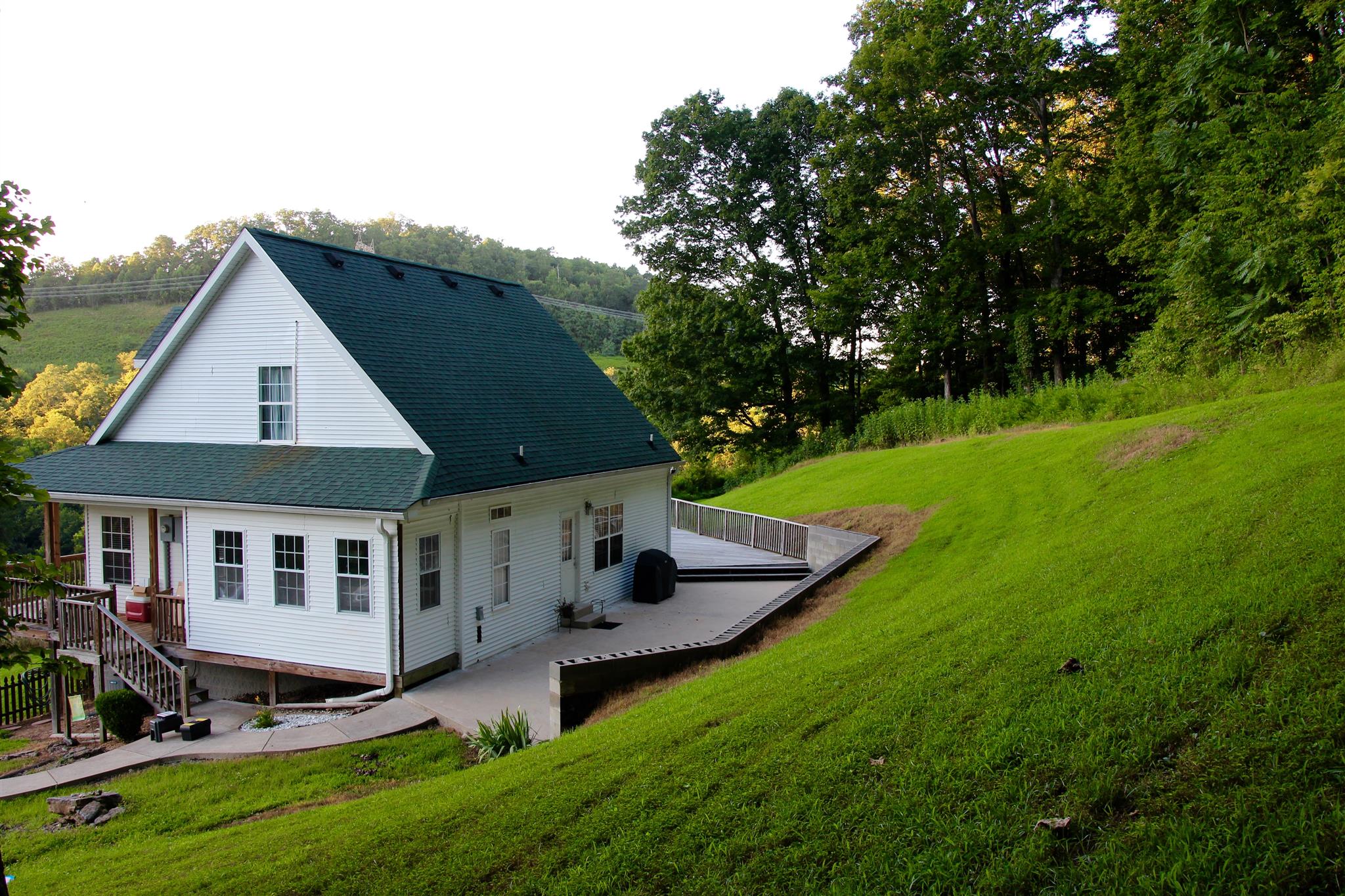 181 Hackett Valley Road Hickman, TN 38567 - Photo 8 of 18 Gallery Image 8