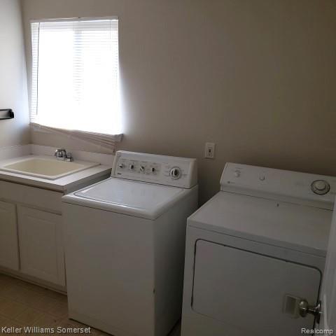 2417 Melvin Avenue Rochester, MI 48307 - Photo 17 of 32 20181212_110307 (Small).jpg