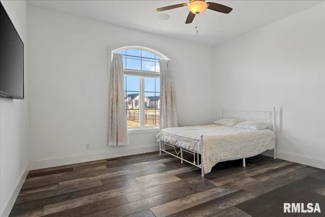 $1,475,000 | 1909 Fieldstone Court, Chatham, IL 62629