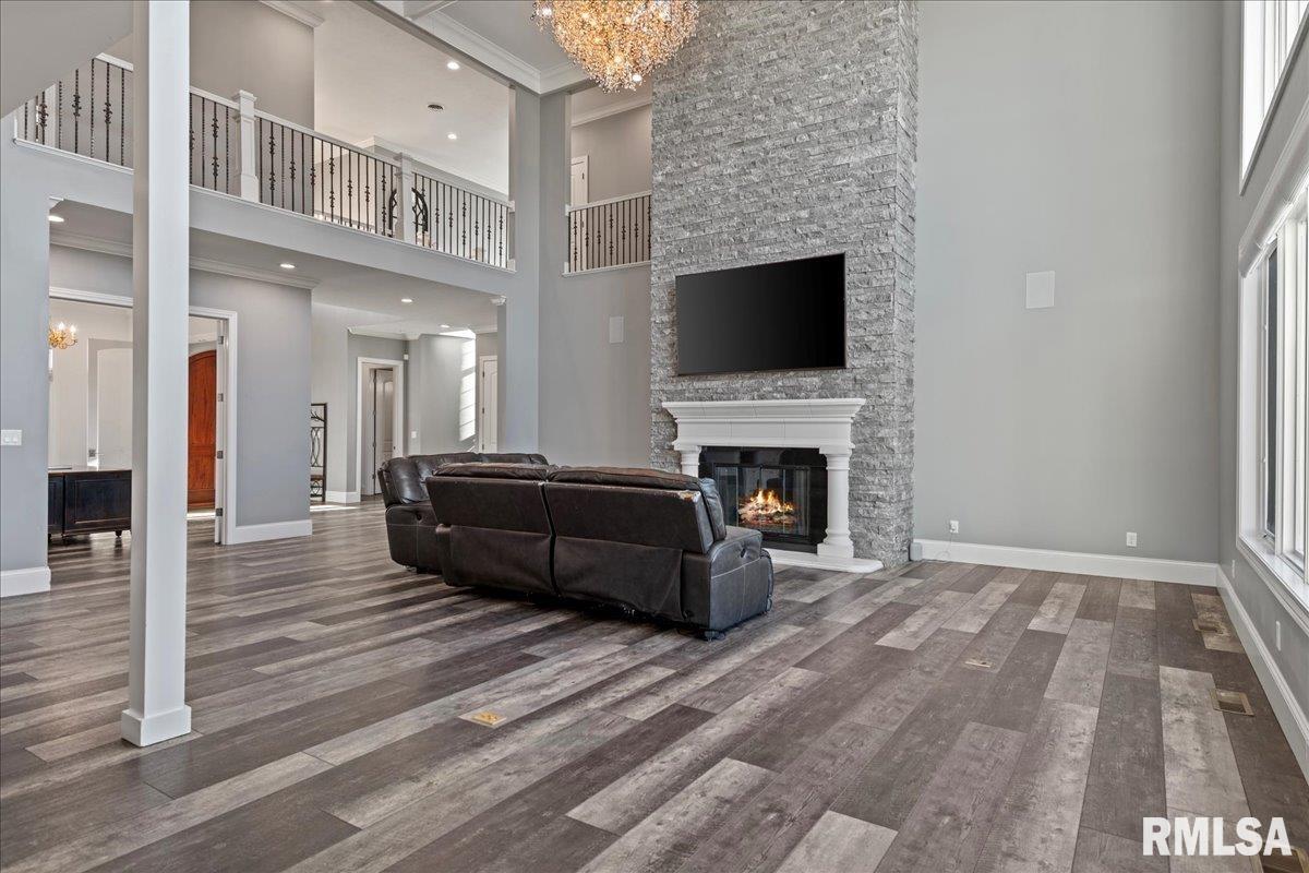 1909 Fieldstone Court Chatham, IL 62629 - Photo 10 of 95