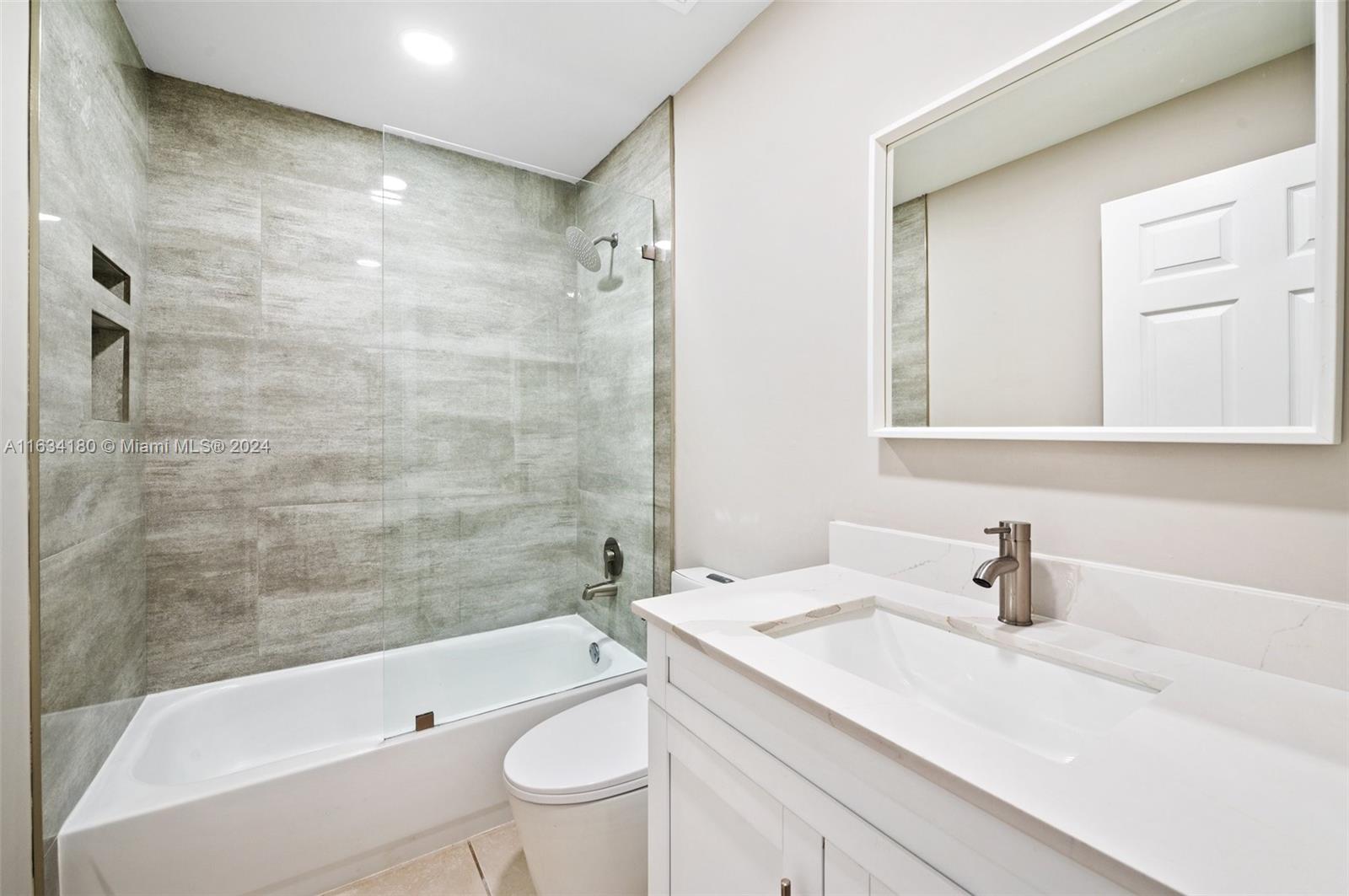 7425 Southwest 164th Court Miami, FL 33193 - Photo 21 of 33