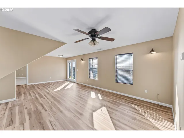 $549,500 | 3257 Northeast Follett Street, Roseburg, OR 97470