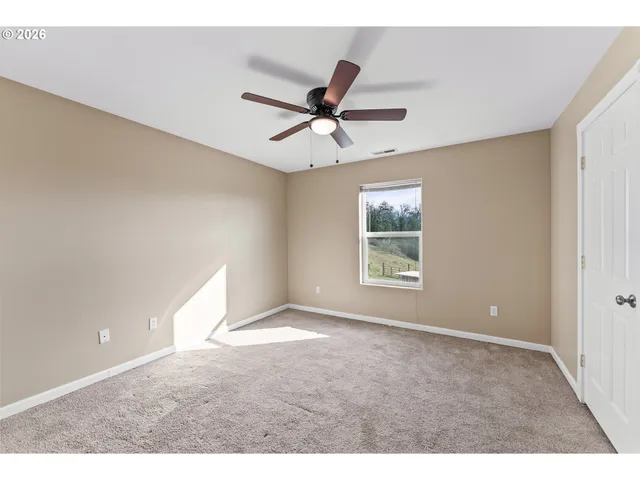 $549,500 | 3257 Northeast Follett Street, Roseburg, OR 97470