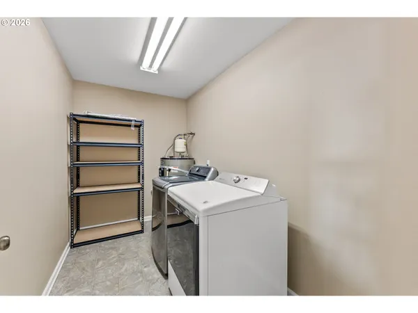 $535,000 | 3257 Northeast Follett Street, Roseburg, OR 97470