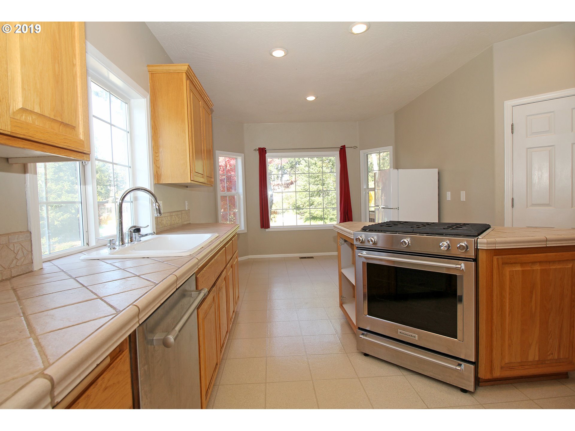 4860 Old Dillard Road Eugene, OR 97405 - Photo 12 of 32 Gallery Image 12