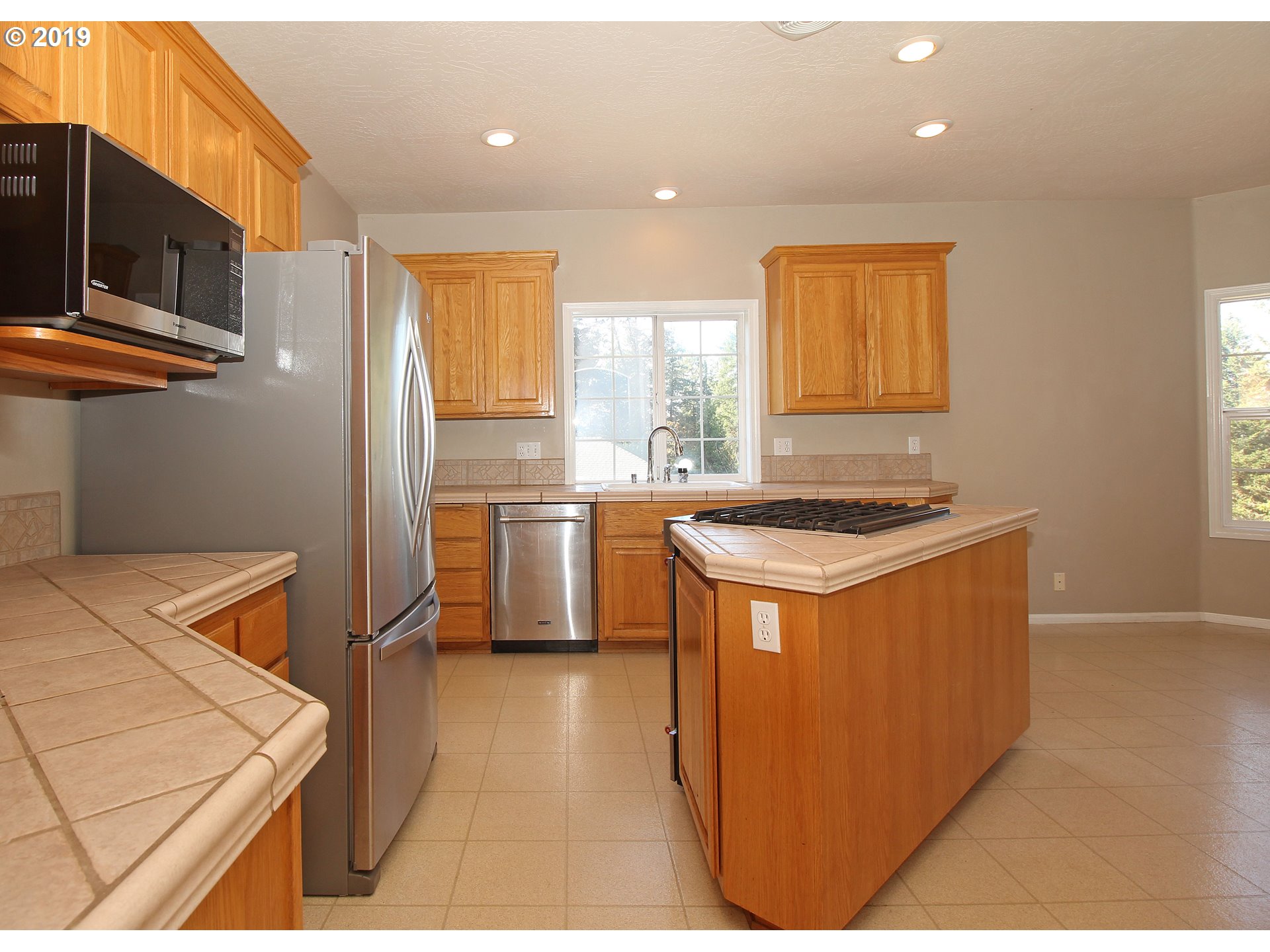 4860 Old Dillard Road Eugene, OR 97405 - Photo 13 of 32 Gallery Image 13