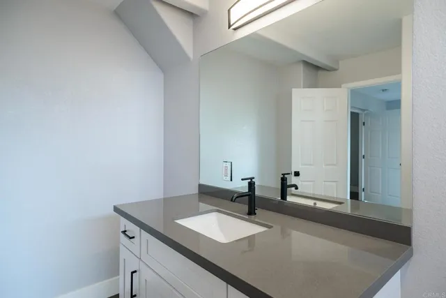 $4,475 | 3762 Via Del Rancho, Oceanside, CA 92056