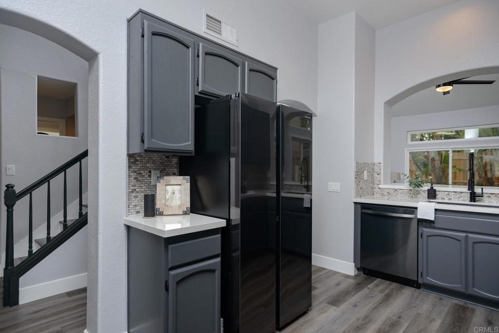 3762 Via Del Rancho Oceanside, CA 92056 - Photo 7 of 69