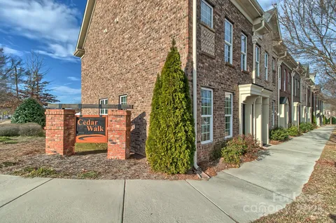 $2,000 | 9503 Longstone Lane, Charlotte, NC 28277