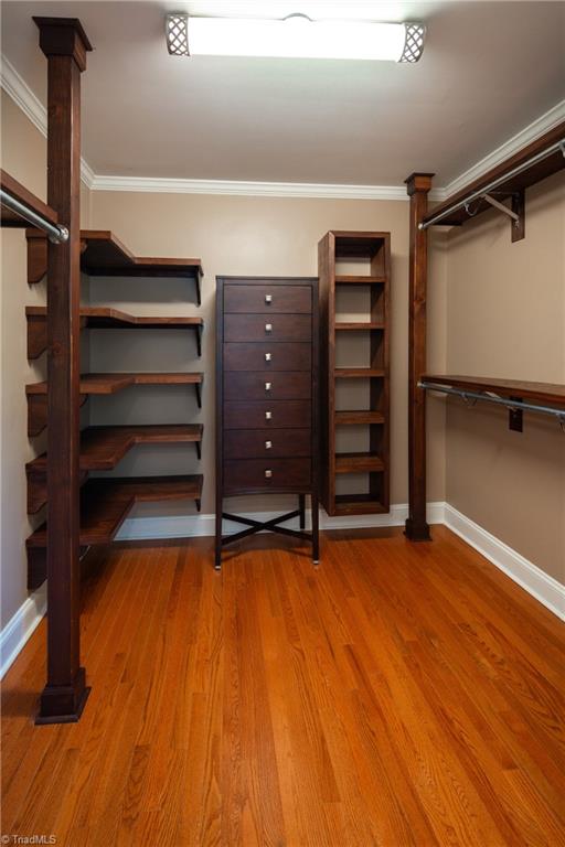 112 Scenic Ridge Place King, NC 27021 - Photo 26 of 47 Primary walk in closet