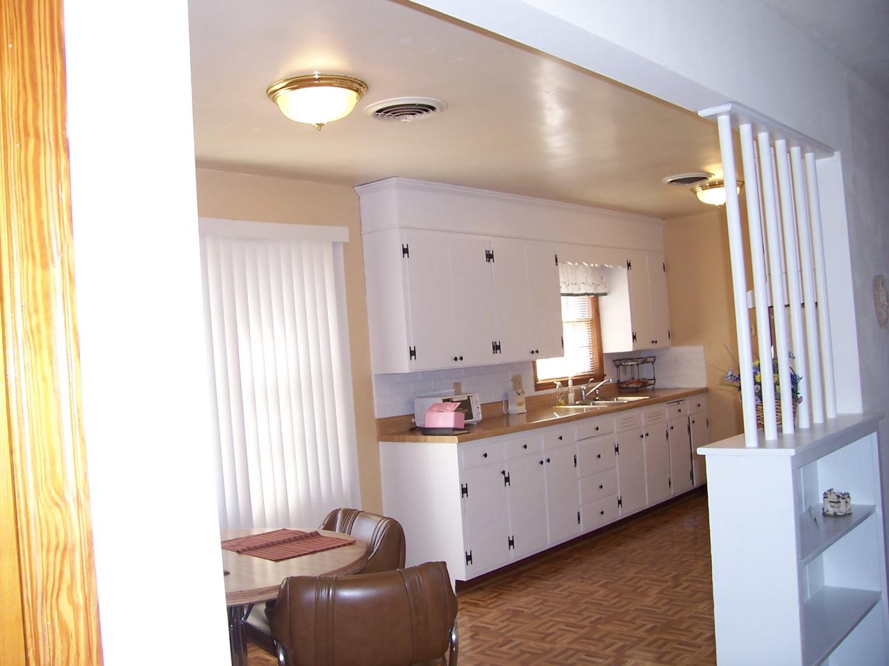 5048 Showalter Road Northwest Roanoke, VA 24017 - Photo 14 of 21 Kitchen
