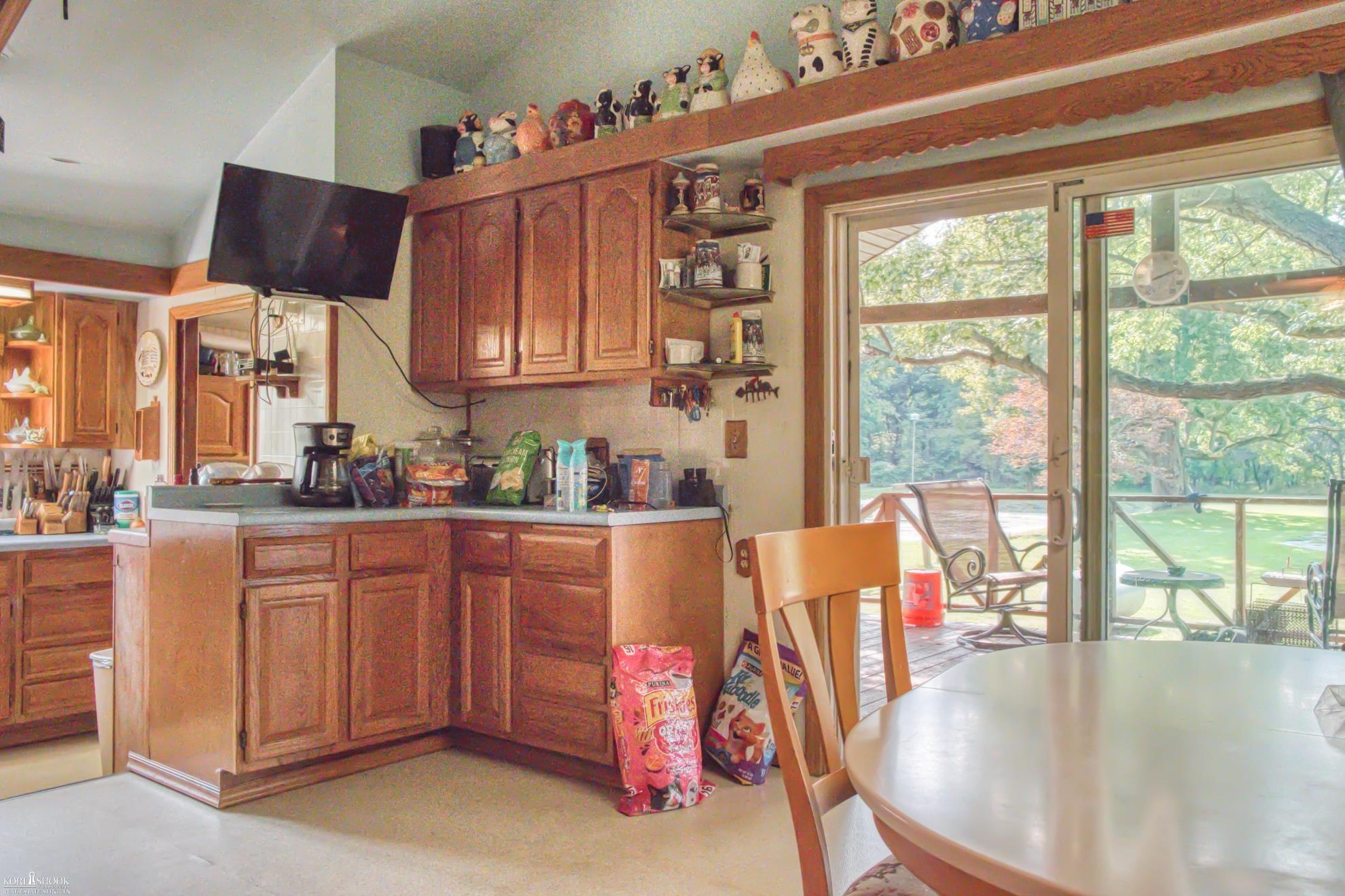 3550 Vandekarr Road Owosso, MI 48867 - Photo 5 of 36 50155202-017475ec-c3e5-43dd-b9d4-edf19179caf9.JPG