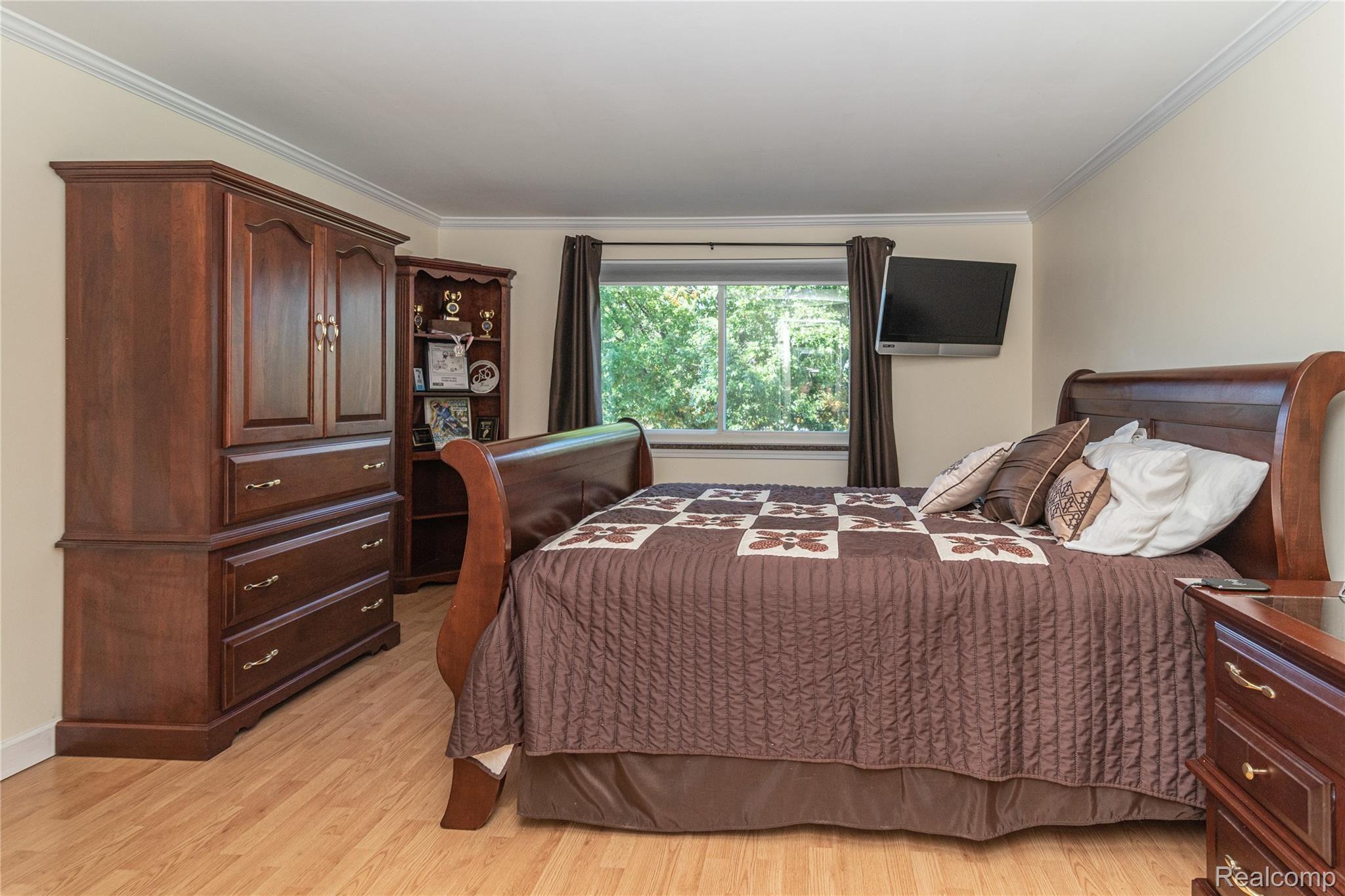 43133 Barchester Road Canton, MI 48187 - Photo 23 of 45 00__20.jpg