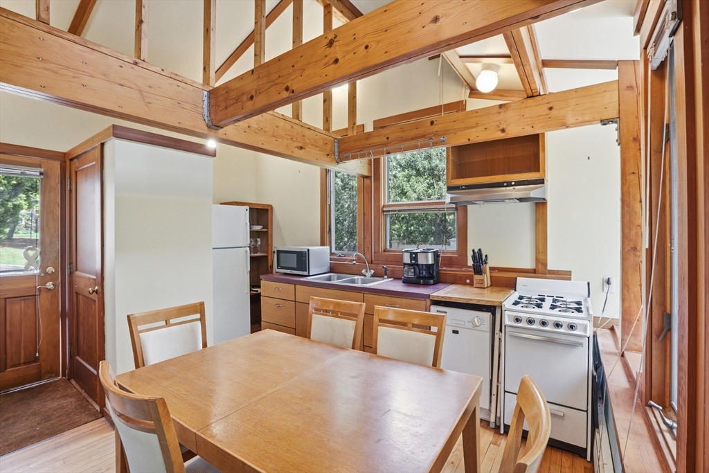 6 Forest Street, Unit R Lexington, MA 02421 - Photo 4 of 31