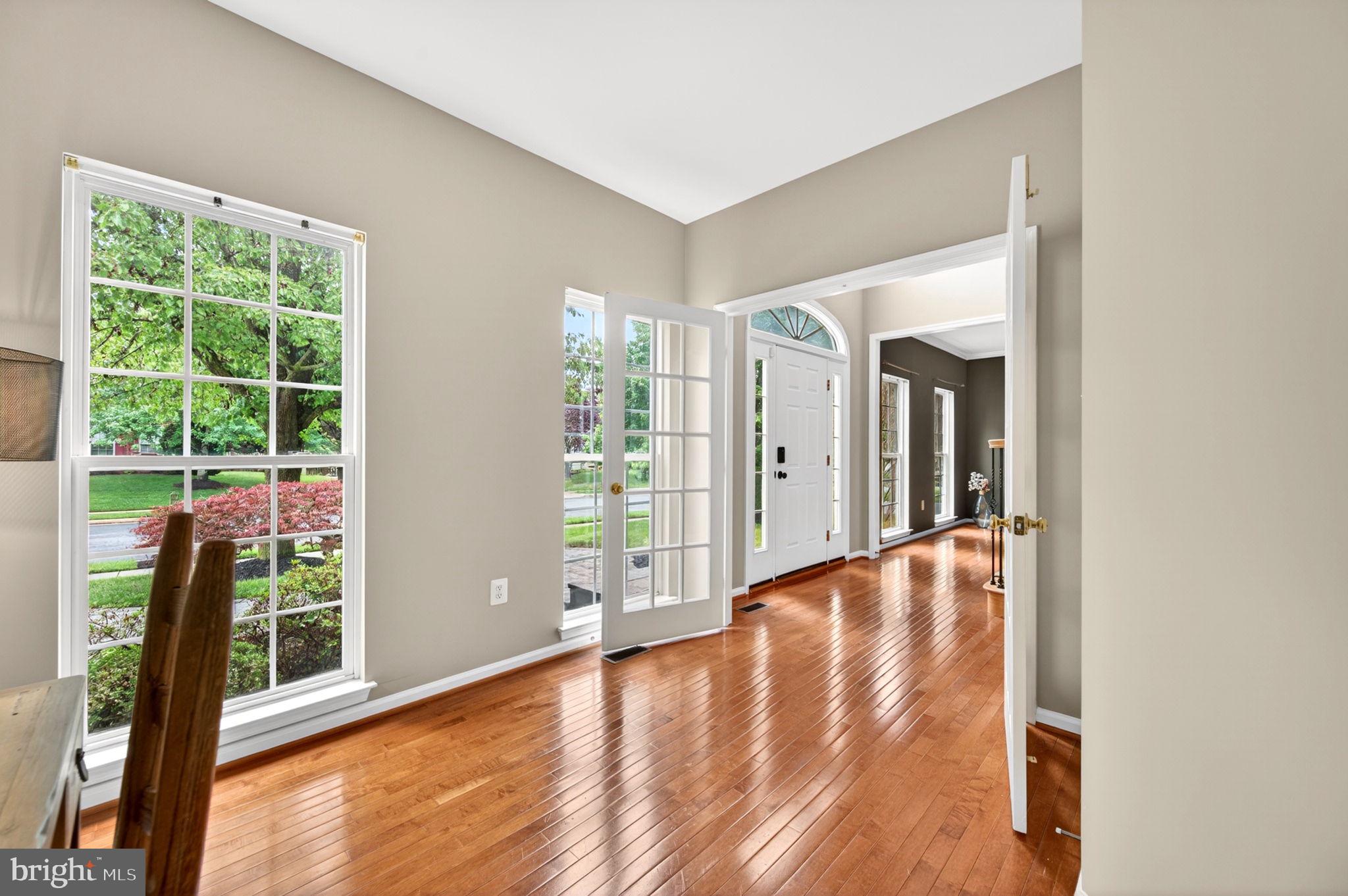 8 North Pointe Terrace Middletown, MD 21769 - Photo 21 of 74 Main level office