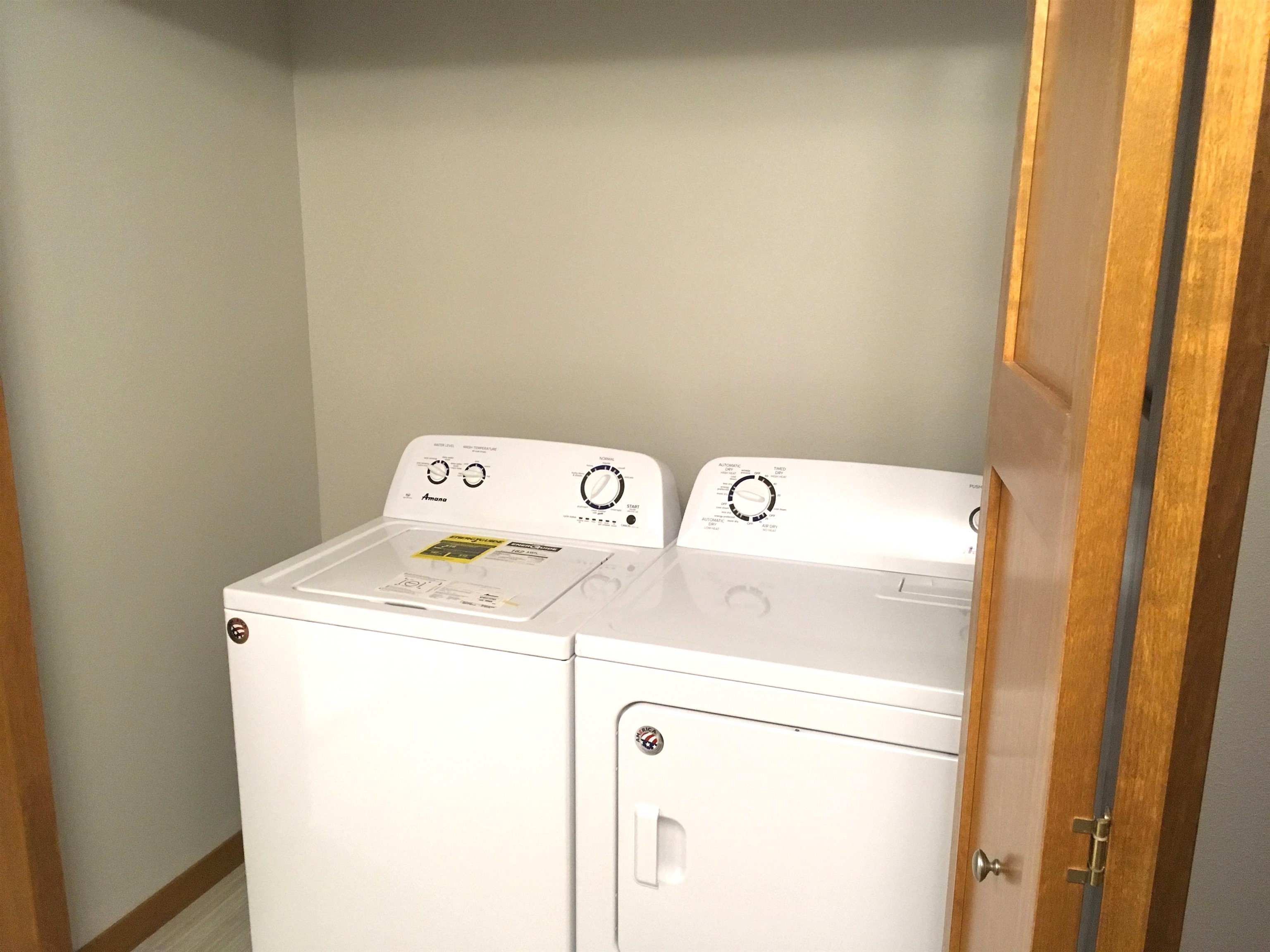 625 North Segoe Road, Unit 404 Madison, WI 53705 - Photo 16 of 24